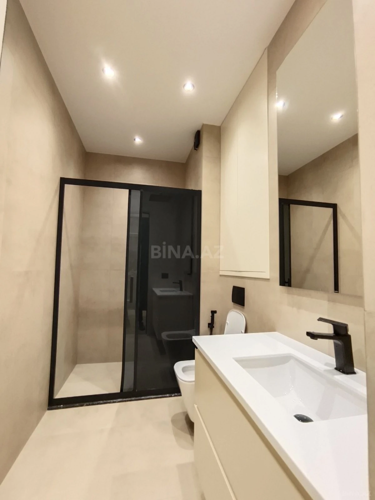 Kirayə verilir 3 otaqlı mənzil 100 m²