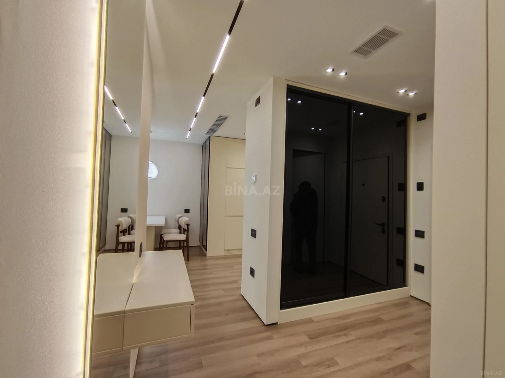Kirayə verilir 3 otaqlı mənzil 100 m²