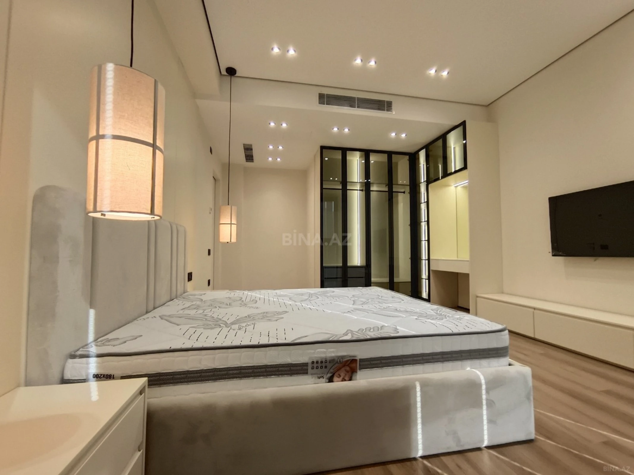 Kirayə verilir 3 otaqlı mənzil 100 m²