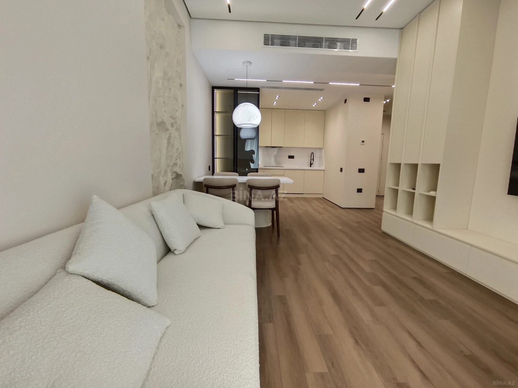 Kirayə verilir 3 otaqlı mənzil 100 m²