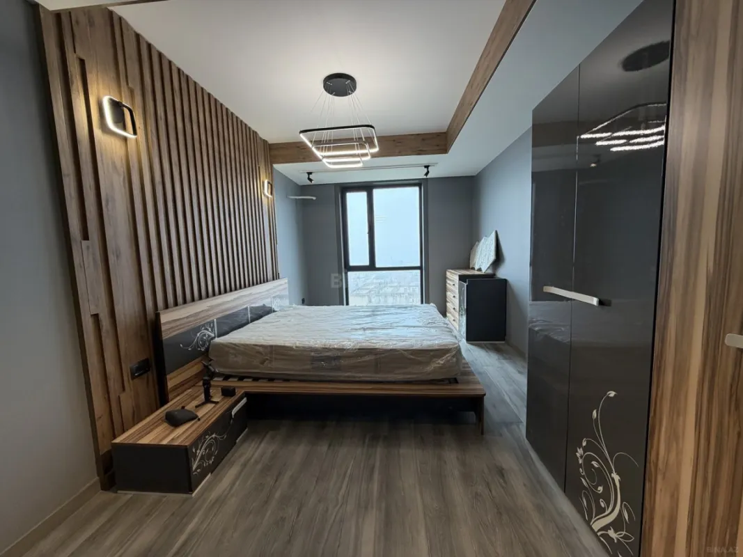 Satılır 2 otaqlı mənzil 85 m²