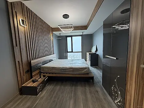 Satılır 2 otaqlı mənzil 85 m²