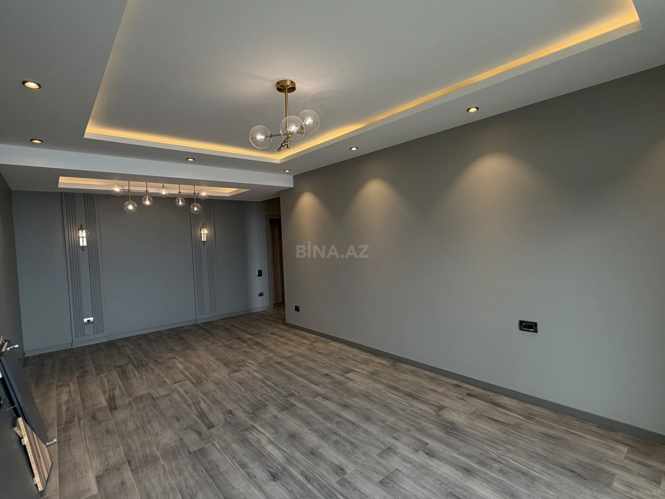 Satılır 2 otaqlı mənzil 85 m²