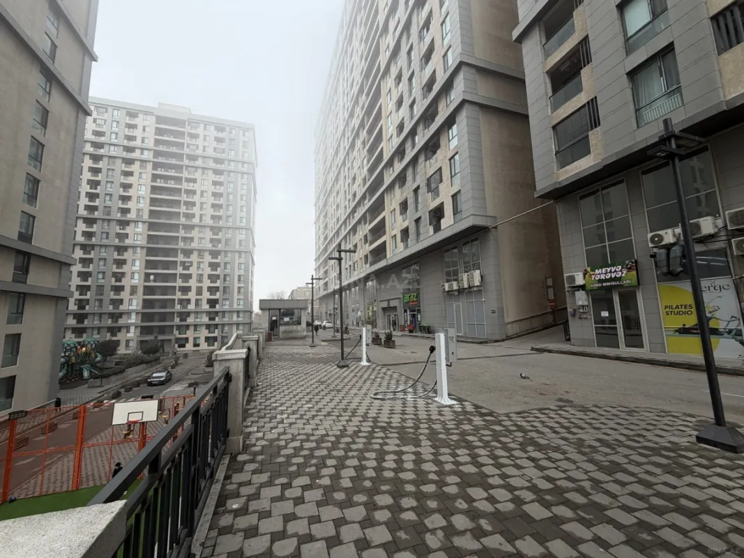 Satılır 2 otaqlı mənzil 85 m²