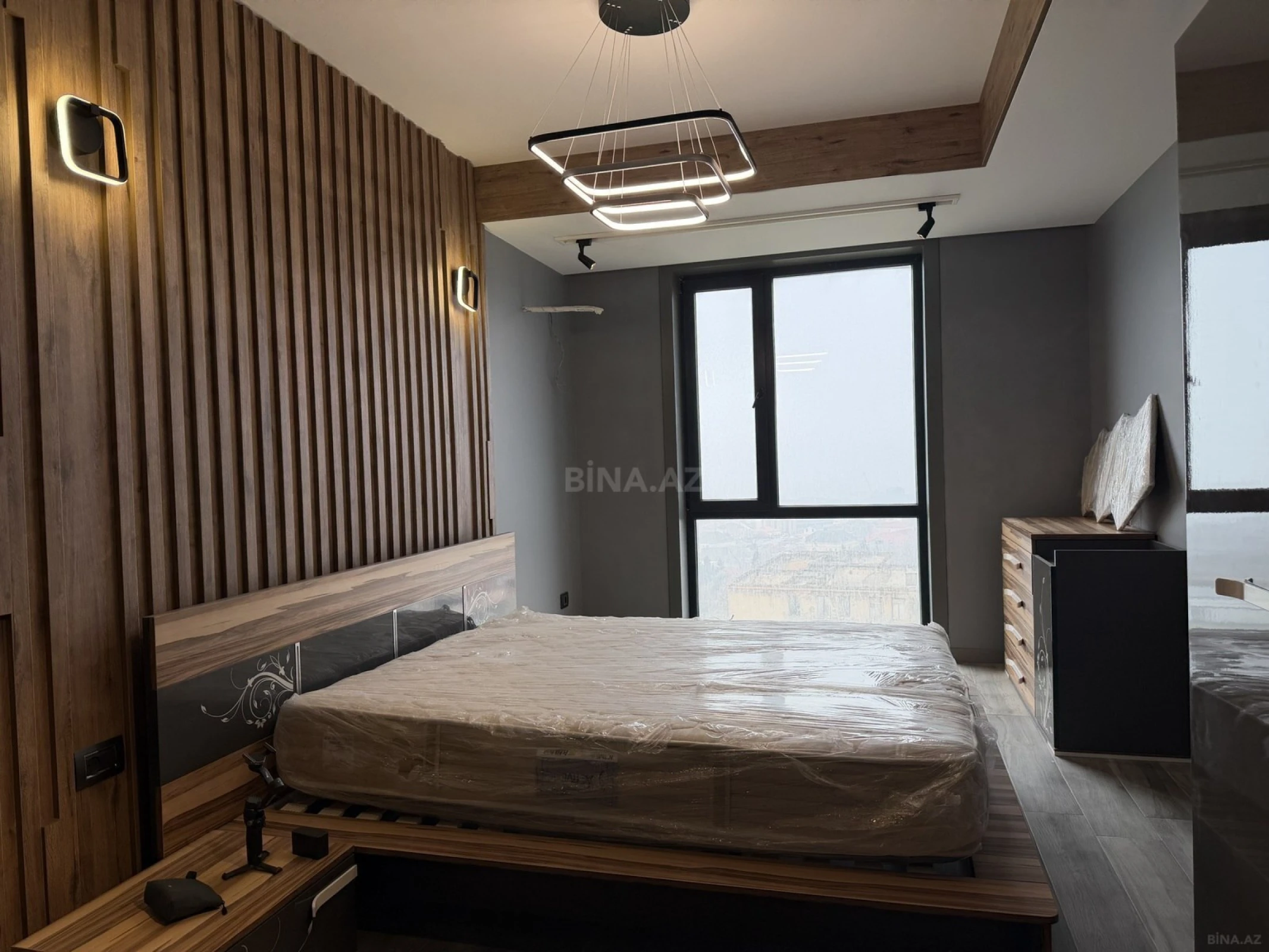 Satılır 2 otaqlı mənzil 85 m²