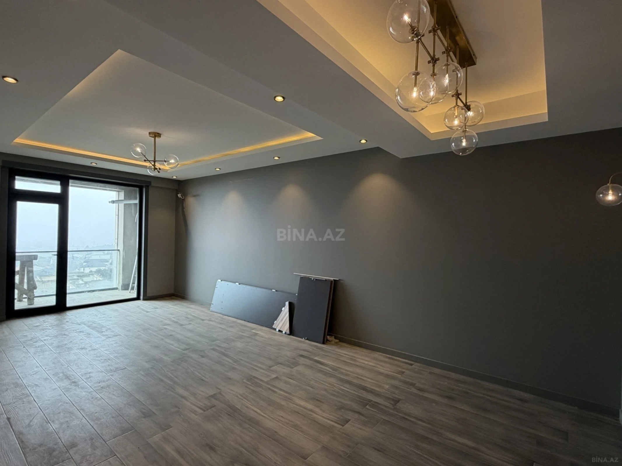 Satılır 2 otaqlı mənzil 85 m²