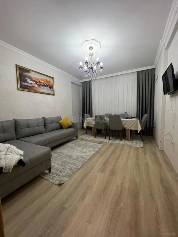 Satılır 2 otaqlı mənzil 76 m²