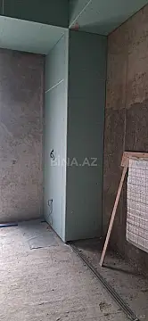 Satılır 3 otaqlı mənzil 173 m²