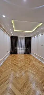 Satılır 3 otaqlı mənzil 134 m²