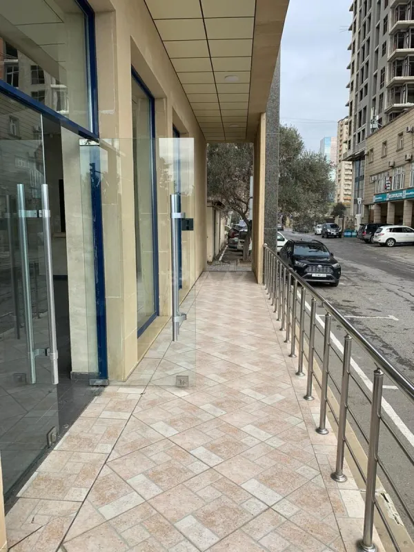 Kirayə verilir 10 otaqlı ofis 360 m²