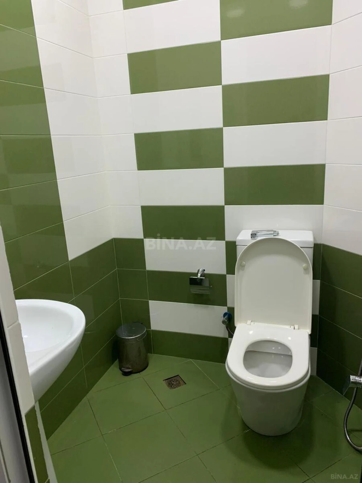 Kirayə verilir 10 otaqlı ofis 360 m²