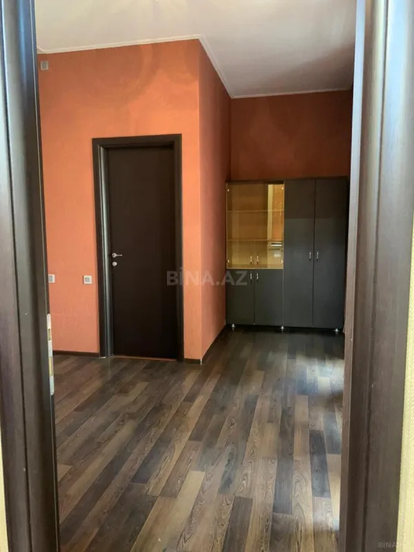 Kirayə verilir 10 otaqlı ofis 360 m²