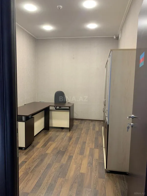 Kirayə verilir 10 otaqlı ofis 360 m²