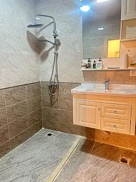 Kirayə verilir 2 otaqlı mənzil 90 m²