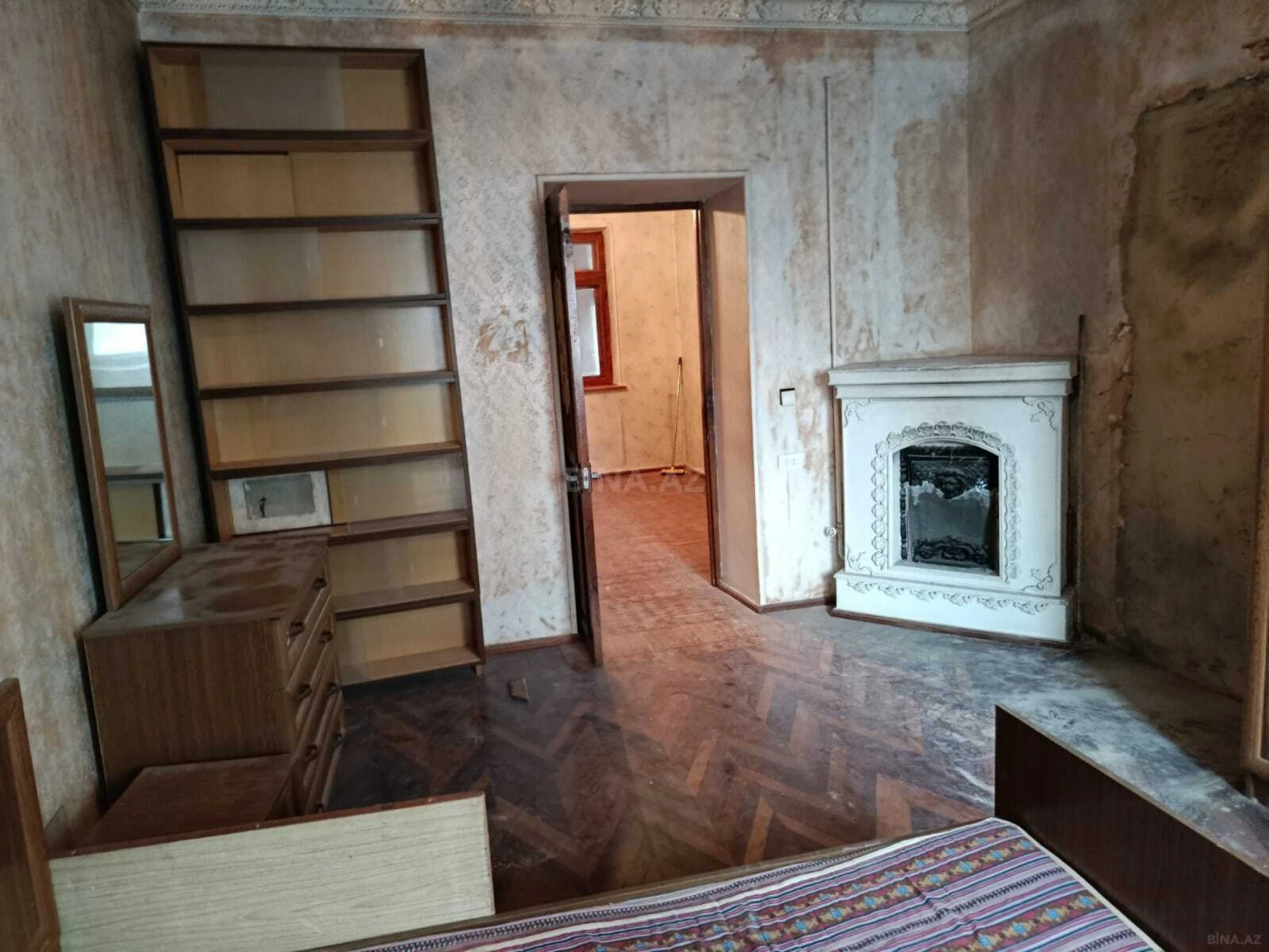 Satılır 2 otaqlı mənzil 67 m²