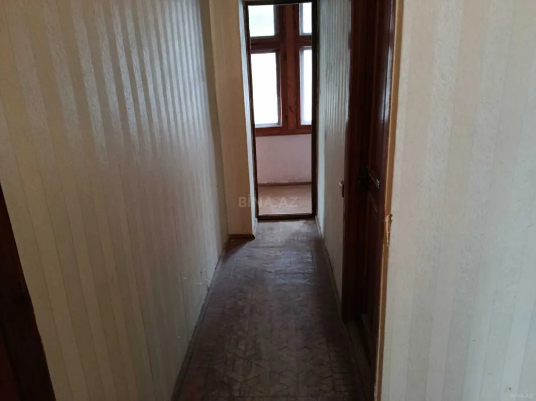 Satılır 2 otaqlı mənzil 67 m²