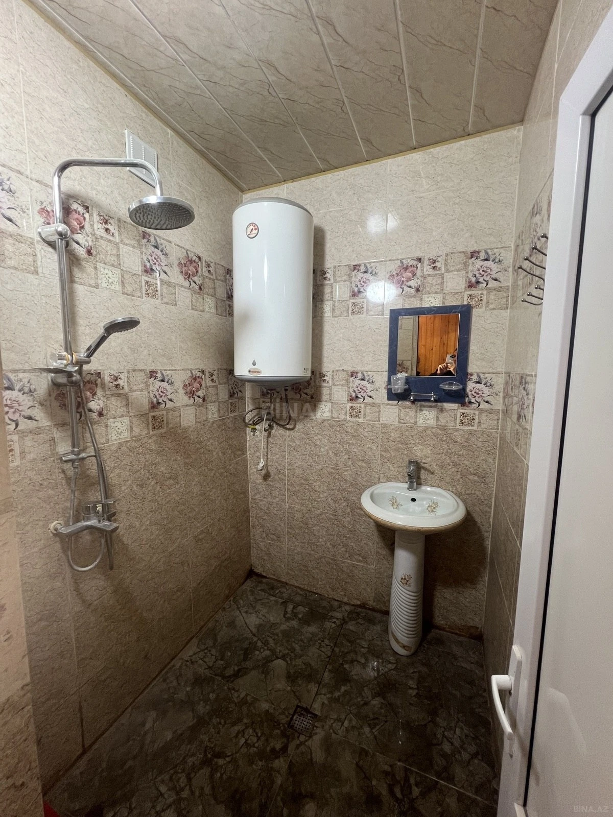 Satılır 2 otaqlı mənzil 45 m²