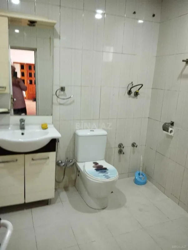 Kirayə verilir 2 otaqlı mənzil 65 m²