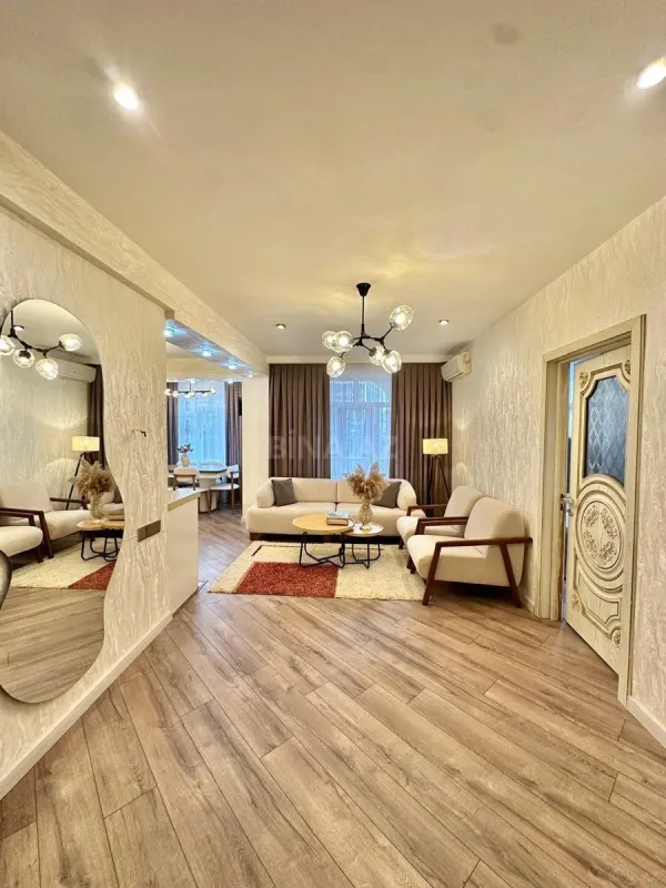 Satılır 3 otaqlı mənzil 75 m²