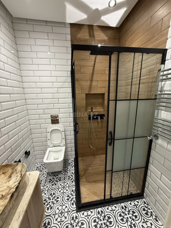 Kirayə verilir 2 otaqlı mənzil 65 m²