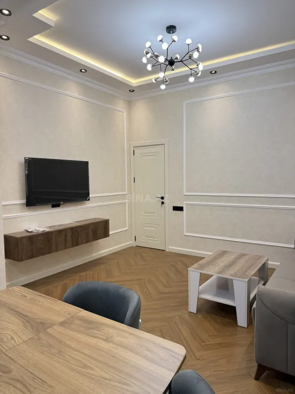 Kirayə verilir 2 otaqlı mənzil 65 m²