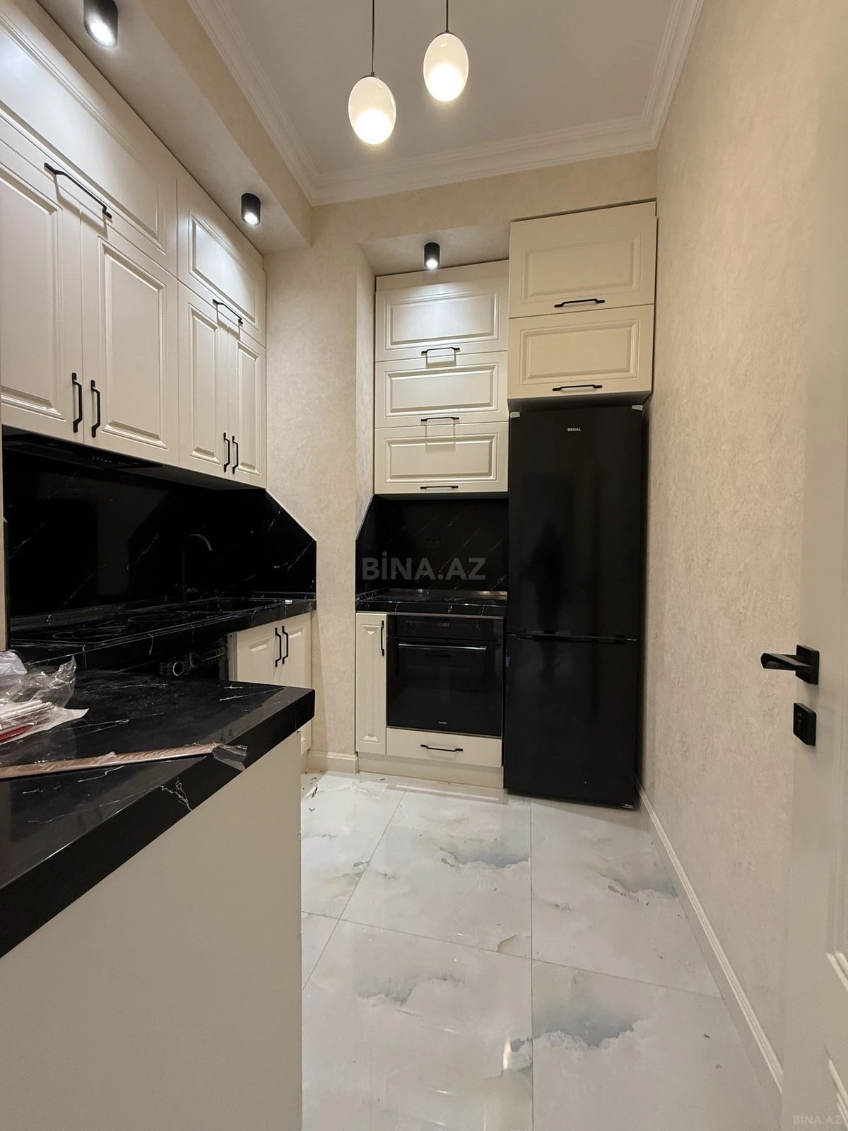 Kirayə verilir 2 otaqlı mənzil 65 m²