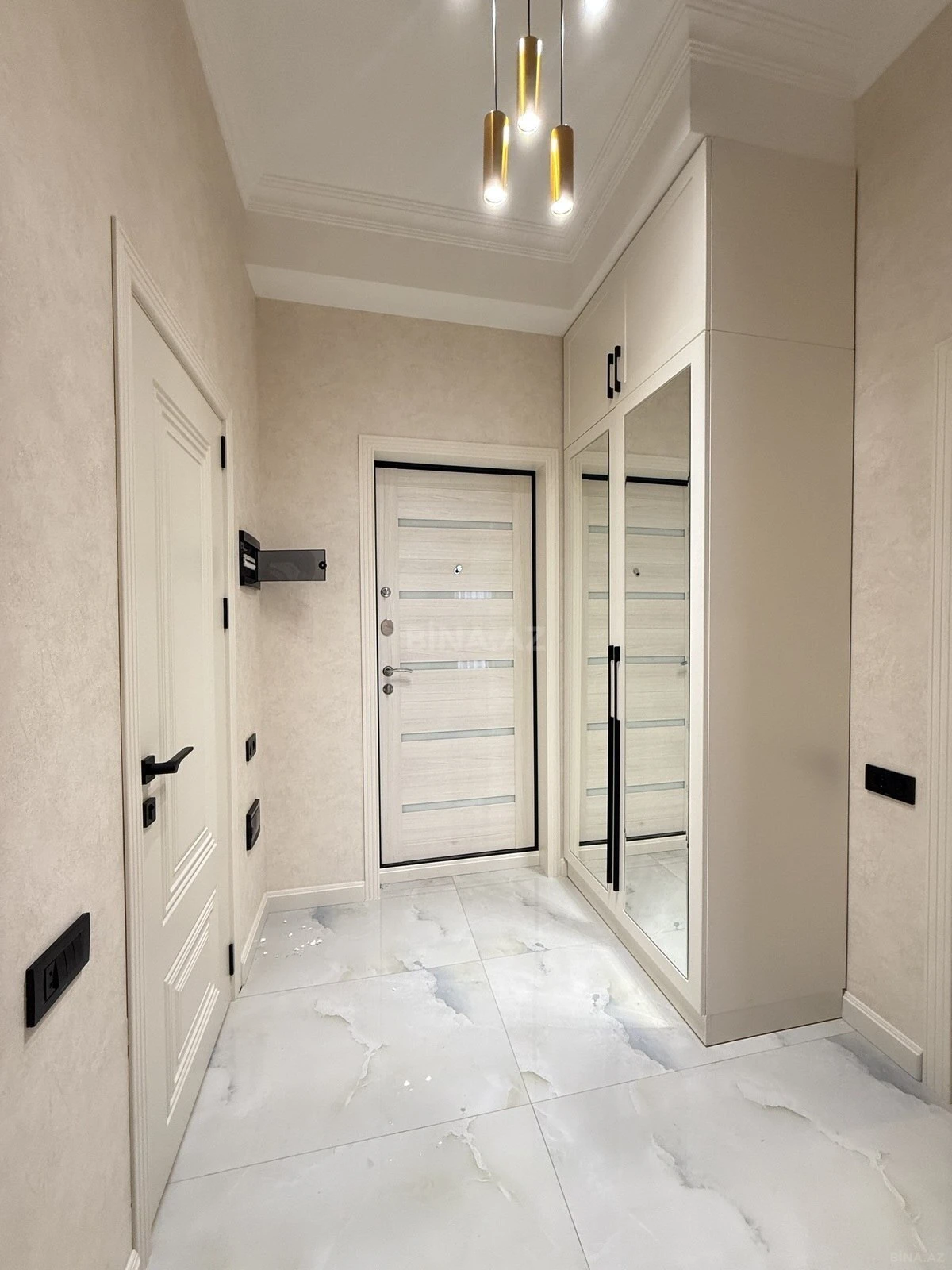 Kirayə verilir 2 otaqlı mənzil 65 m²