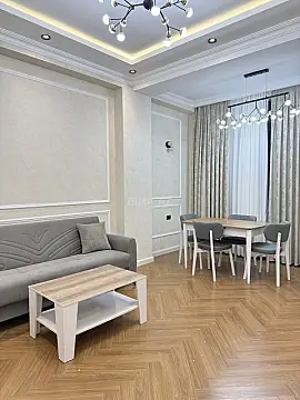 Kirayə verilir 2 otaqlı mənzil 65 m²