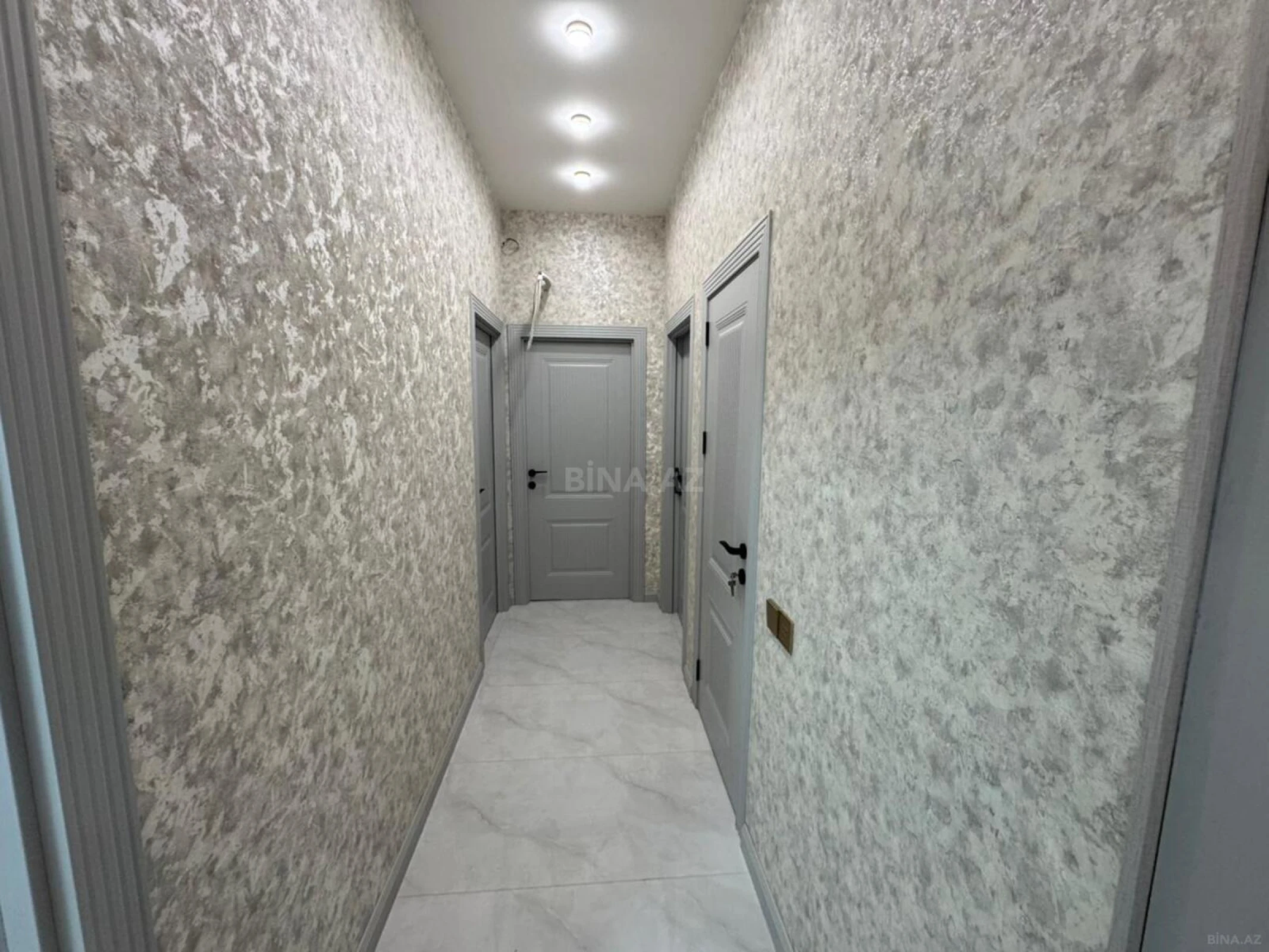 Satılır 3 otaqlı mənzil 86 m²