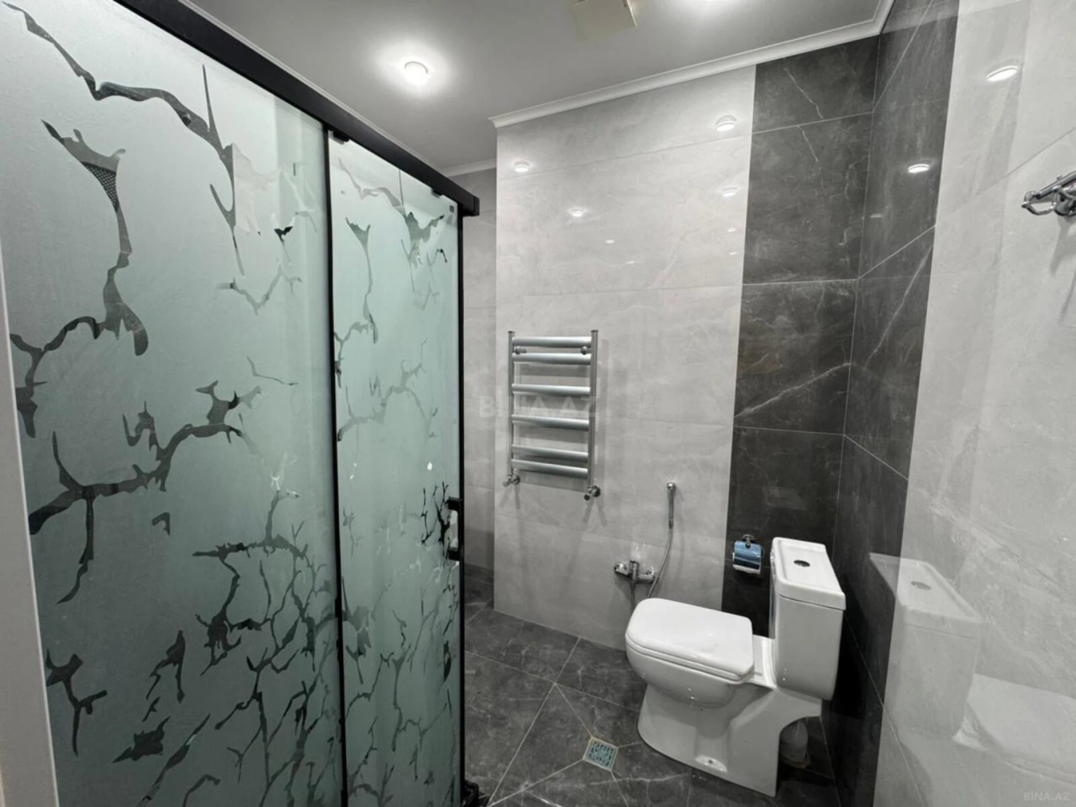 Satılır 3 otaqlı mənzil 86 m²