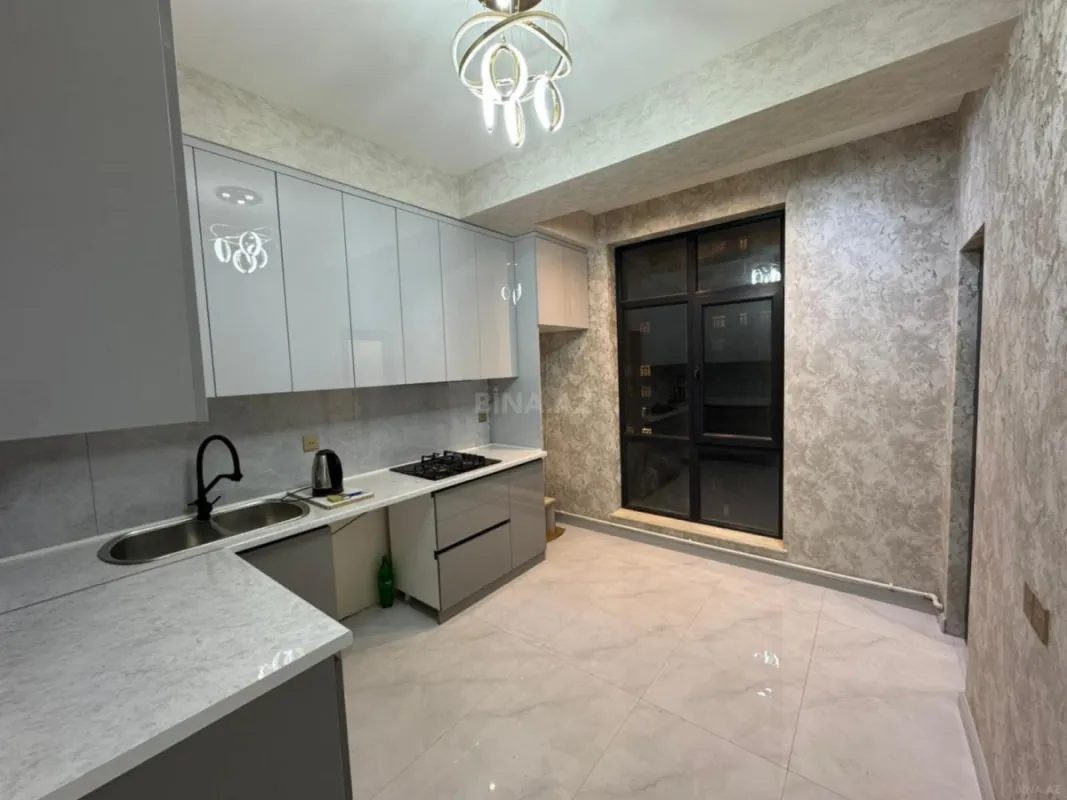 Satılır 3 otaqlı mənzil 86 m²