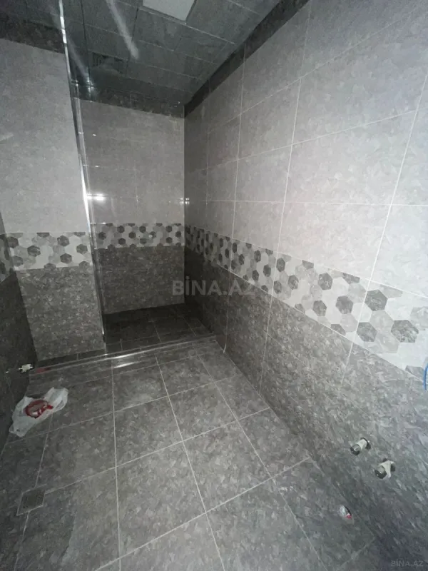 Satılır 3 otaqlı mənzil 125 m²