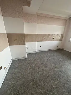 Satılır 3 otaqlı mənzil 125 m²