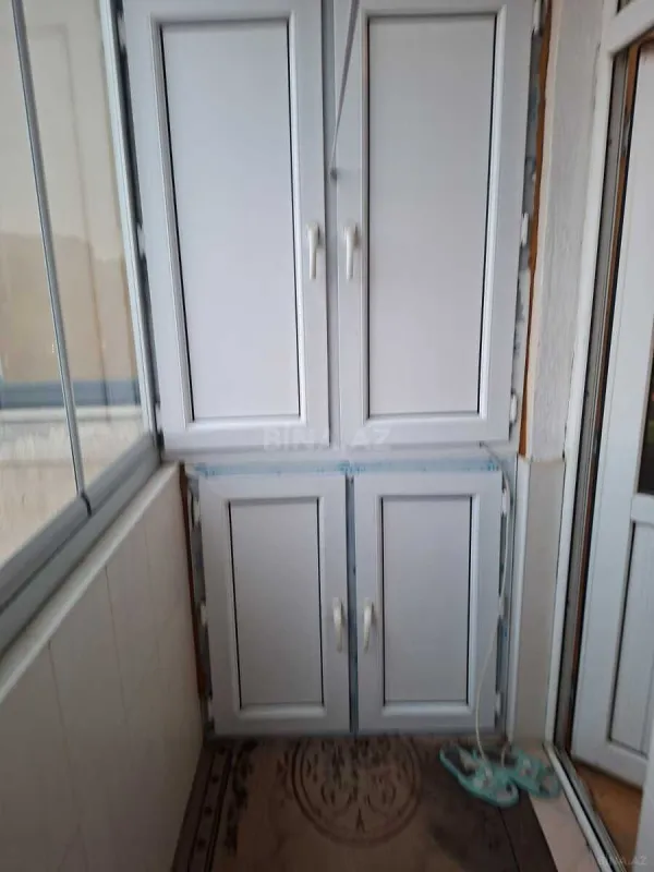 Satılır 3 otaqlı mənzil 135 m²