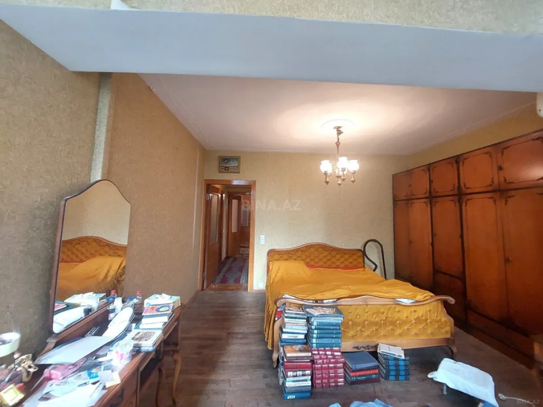 Satılır 3 otaqlı mənzil 110 m²