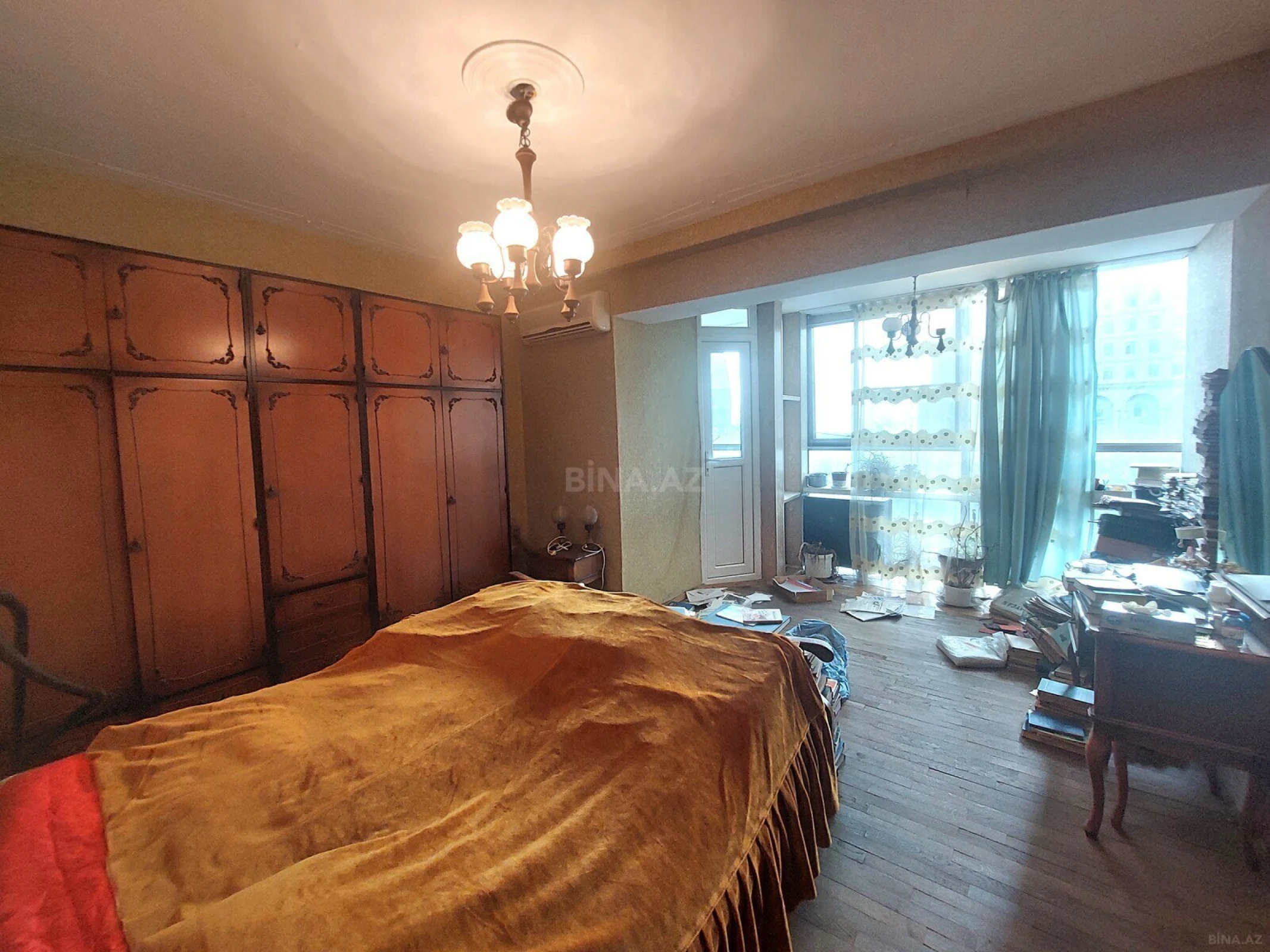 Satılır 3 otaqlı mənzil 110 m²