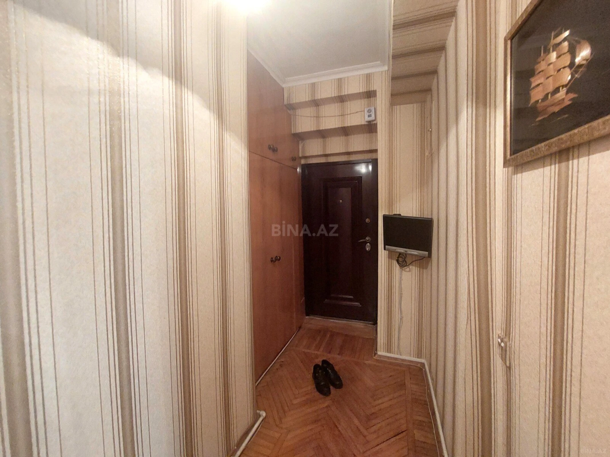 Satılır 3 otaqlı mənzil 110 m²
