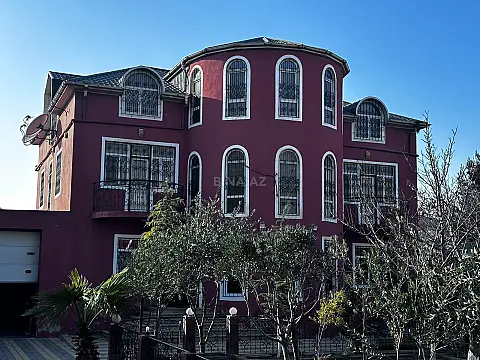 Satılır 8 otaqlı həyət evi 345 m² — Bakı, Novxanı 8 otaq 345.00 m²