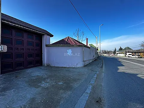 Satılır 8 otaqlı həyət evi 345 m²