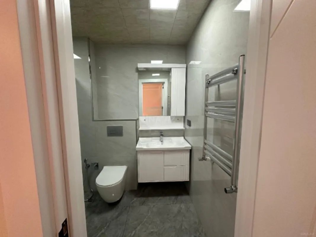 Satılır 3 otaqlı mənzil 110 m²