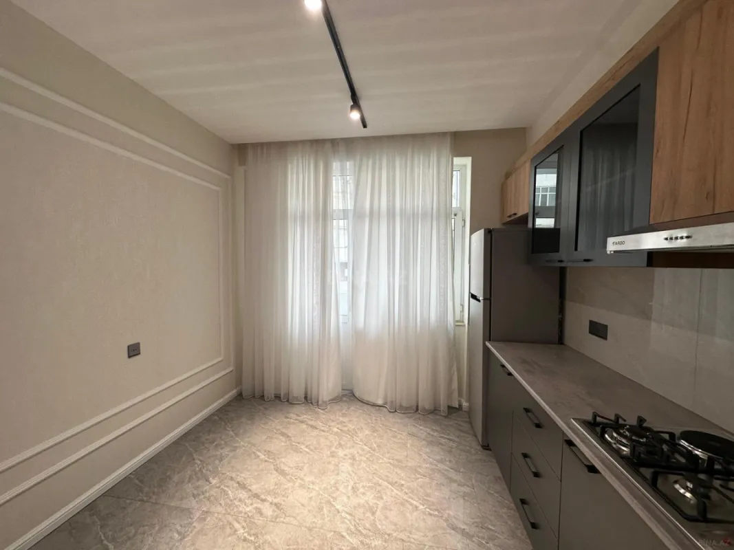 Satılır 3 otaqlı mənzil 110 m²