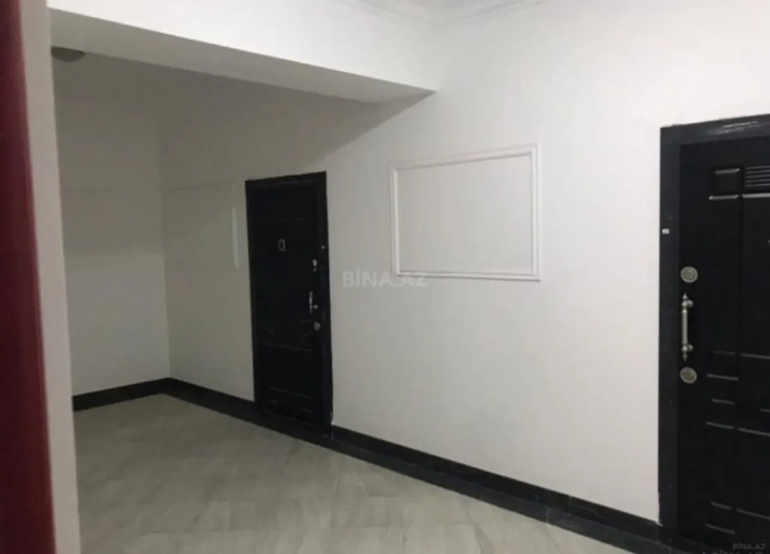 Satılır 4 otaqlı mənzil 170 m²