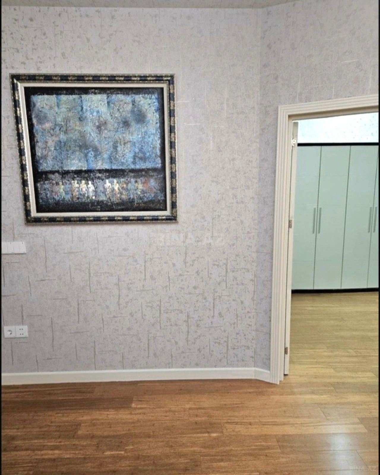 Satılır 2 otaqlı mənzil 78 m²