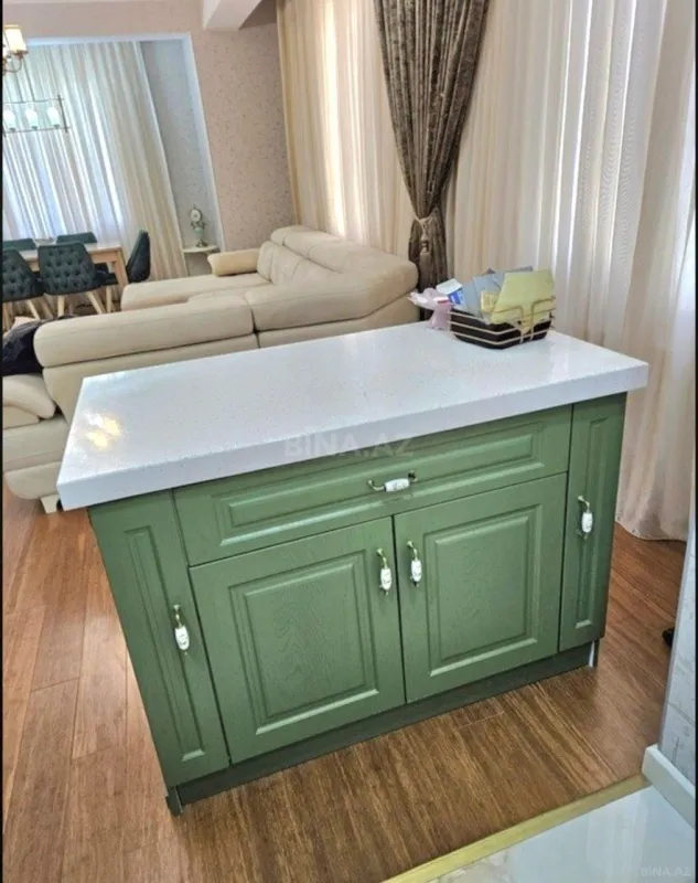 Satılır 2 otaqlı mənzil 78 m²