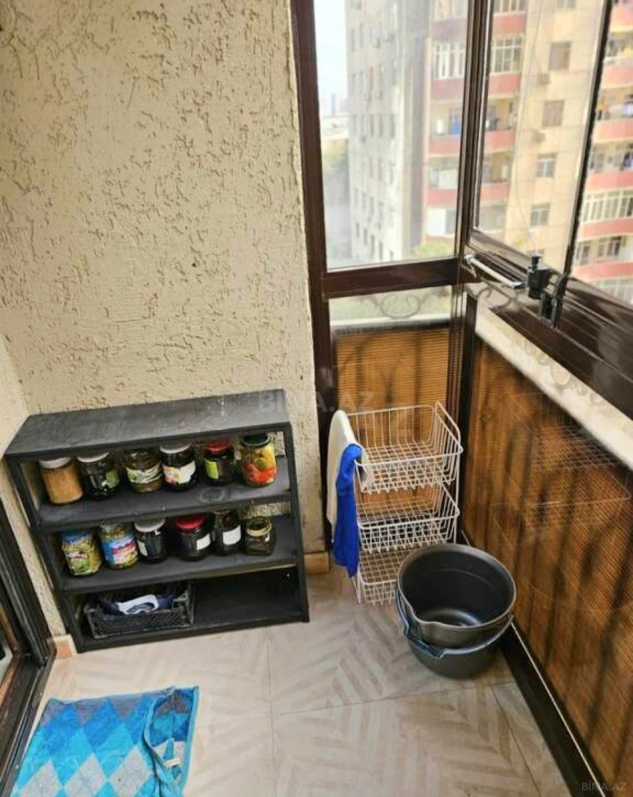 Satılır 2 otaqlı mənzil 78 m²