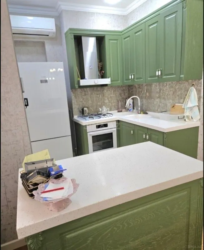 Satılır 2 otaqlı mənzil 78 m²