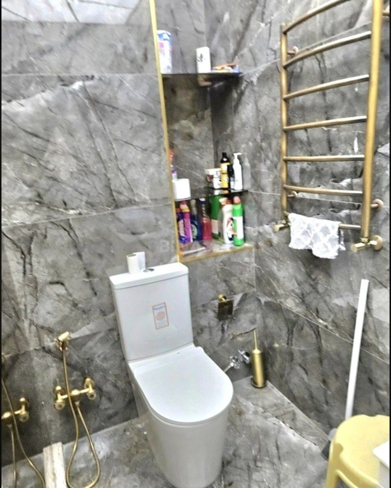 Satılır 2 otaqlı mənzil 78 m²