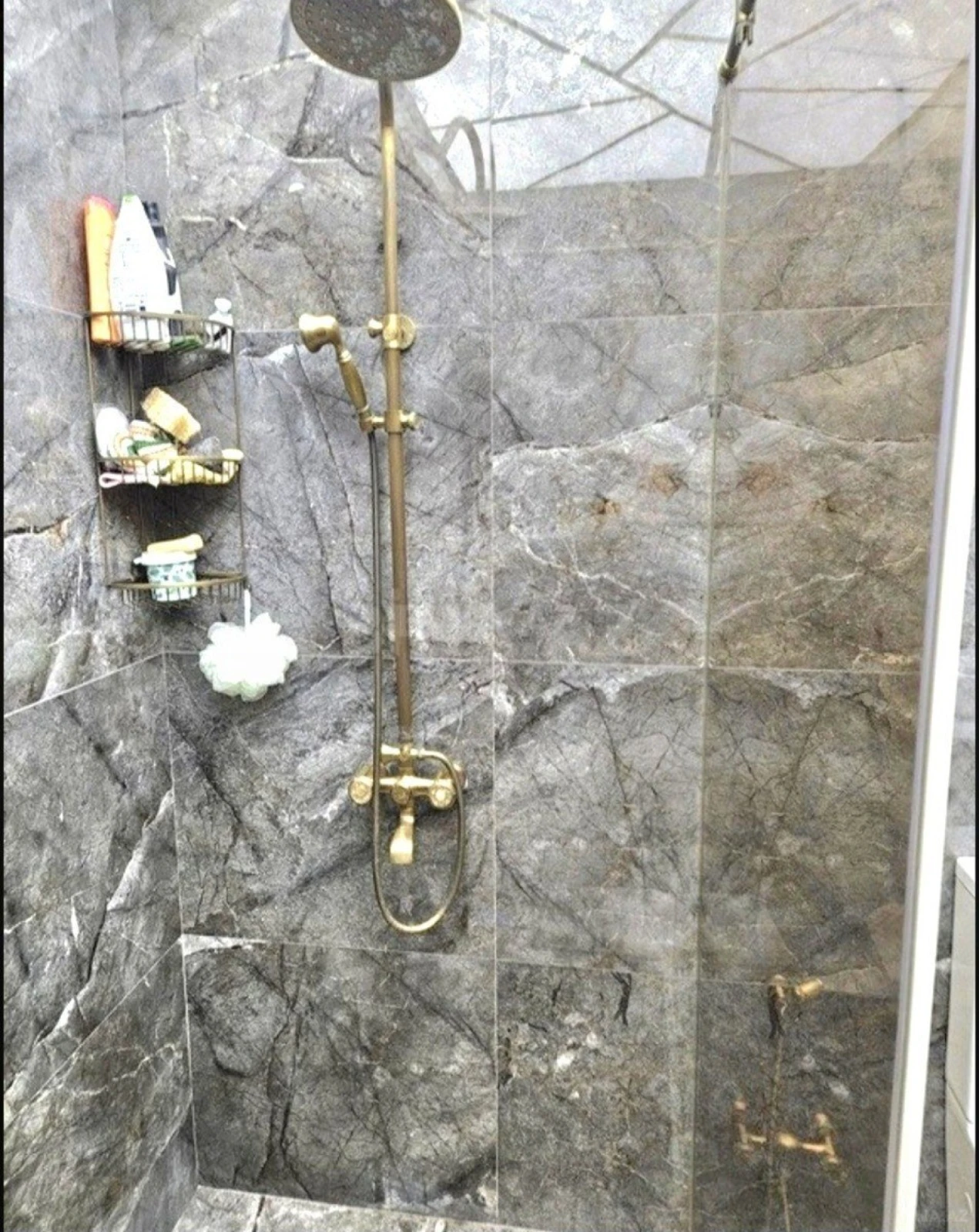 Satılır 2 otaqlı mənzil 78 m²