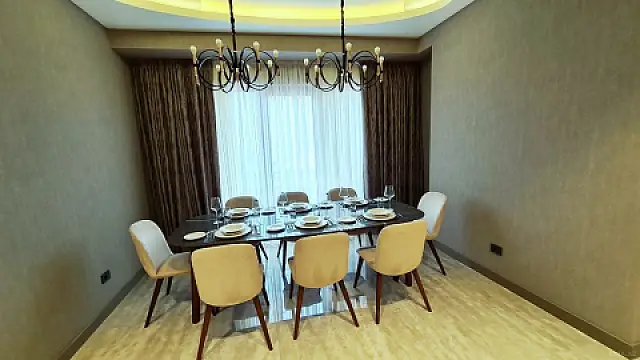 Kirayə verilir 4 otaqlı mənzil 207 m²