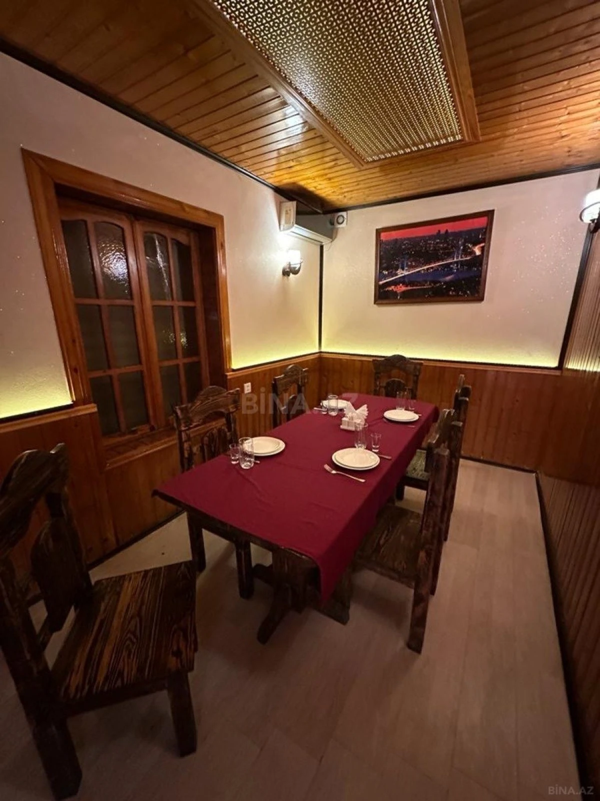 Satılır obyekt 600 m²